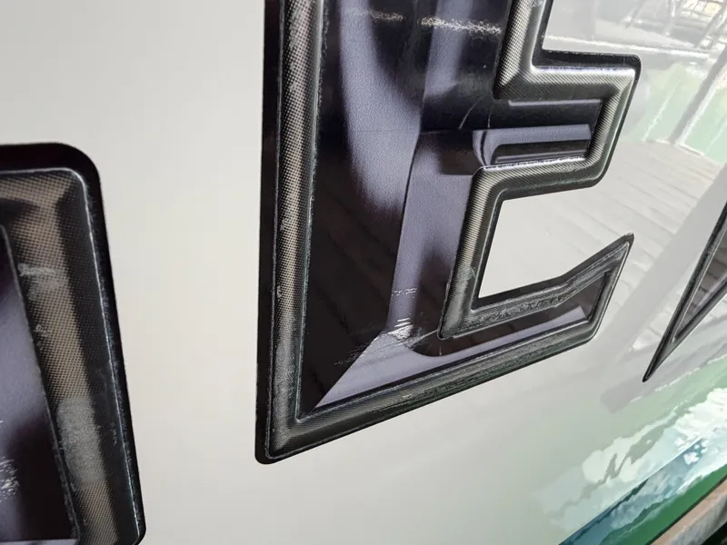 Slide: The Image of Malibu Wakesetter 247 LSV 2011 - 7824847