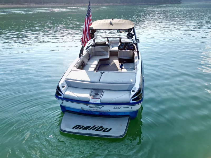 Slide: The Image of Malibu Wakesetter 247 LSV 2011 - 7824682
