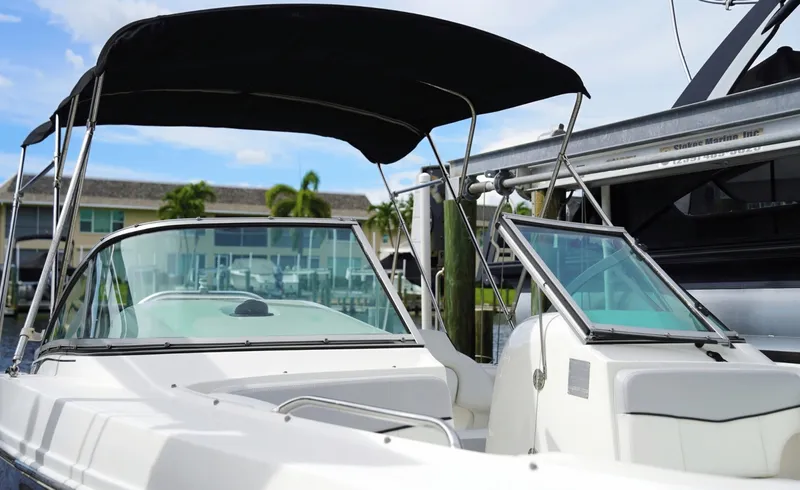 Slide: The Image of Robalo R207 2016 - 7844666