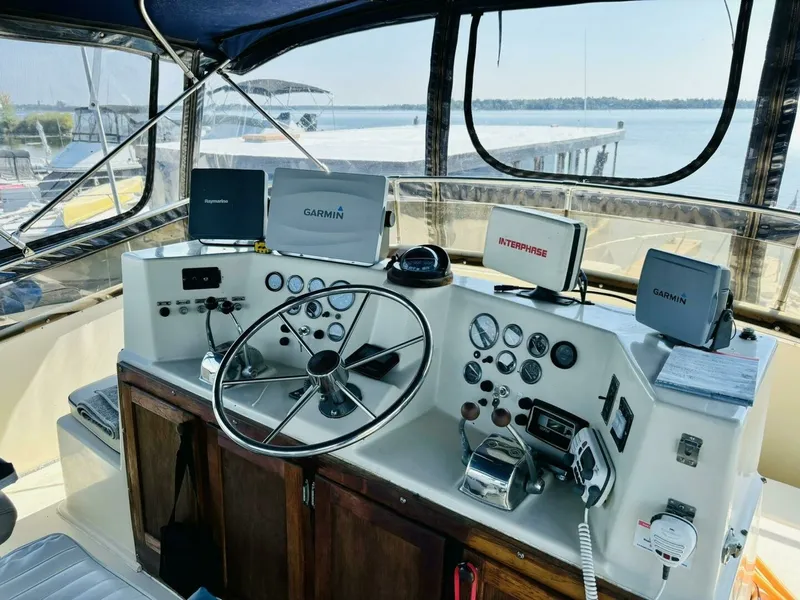 Slide: The Image of 1984 Burns Craft 48 MY 48 - 7825230