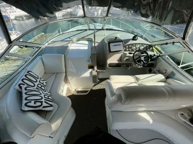 Slide: The Image of 2001 Cruisers Yachts 3470 34 - 7825491