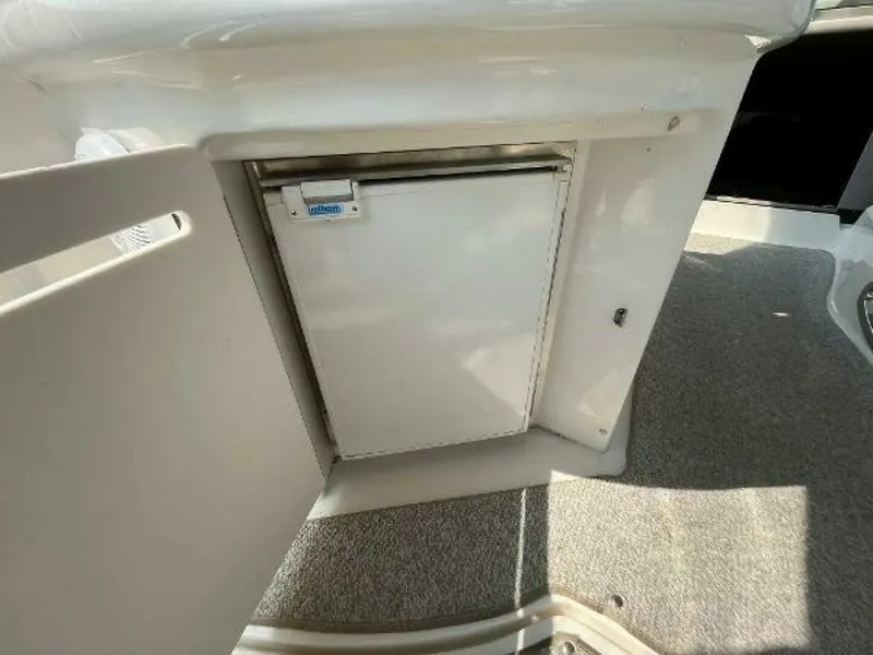 Slide: The Image of 2003 Sea Ray 340 Sundancer 34 - 7825523