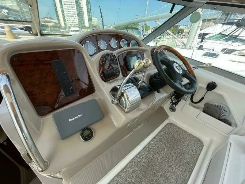 Slide: The Image of 2003 Sea Ray 340 Sundancer 34 - 7825529