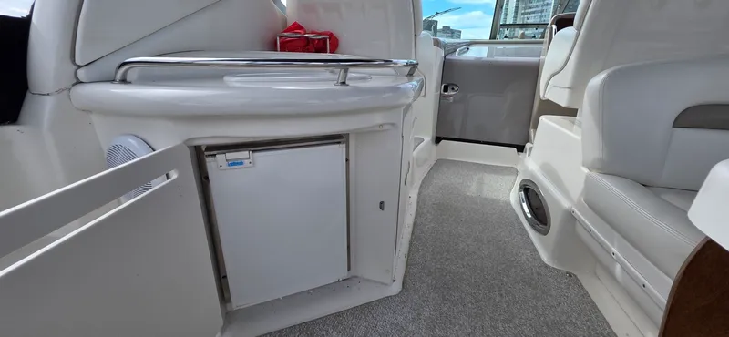 Slide: The Image of 2003 Sea Ray 340 Sundancer 34 - 7933243