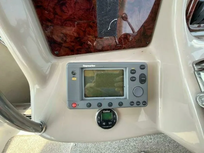 Slide: The Image of 2003 Sea Ray 340 Sundancer 34 - 7825530