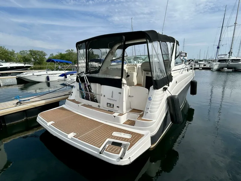 Slide: The Image of 2005 Rinker 342 Fiesta Vee 34 - 7825560