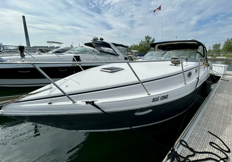 Slide: The Image of 2005 Rinker 342 Fiesta Vee 34 - 7825563
