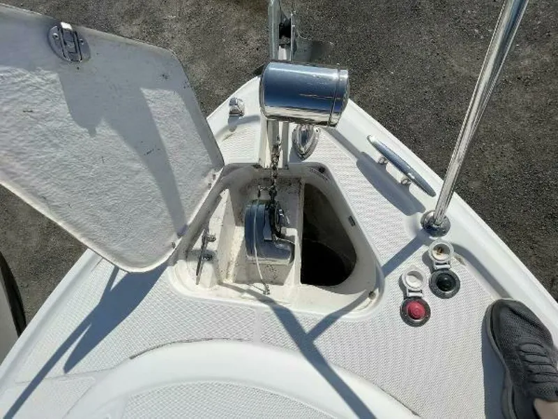 Slide: The Image of 2008 Chaparral 330 Signature 33 - 7825594