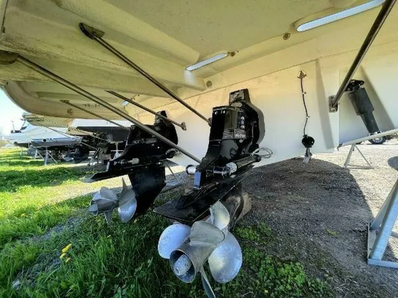 Slide: The Image of 2008 Chaparral 330 Signature 33 - 7825584