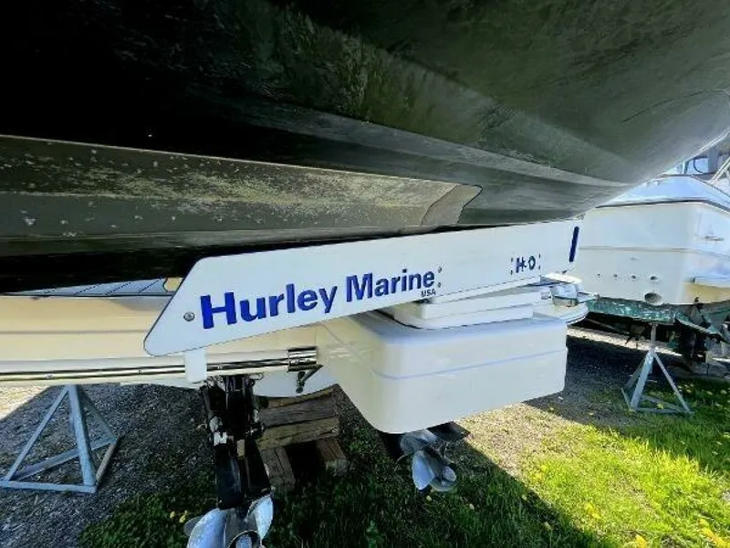 Slide: The Image of 2008 Chaparral 330 Signature 33 - 7825583