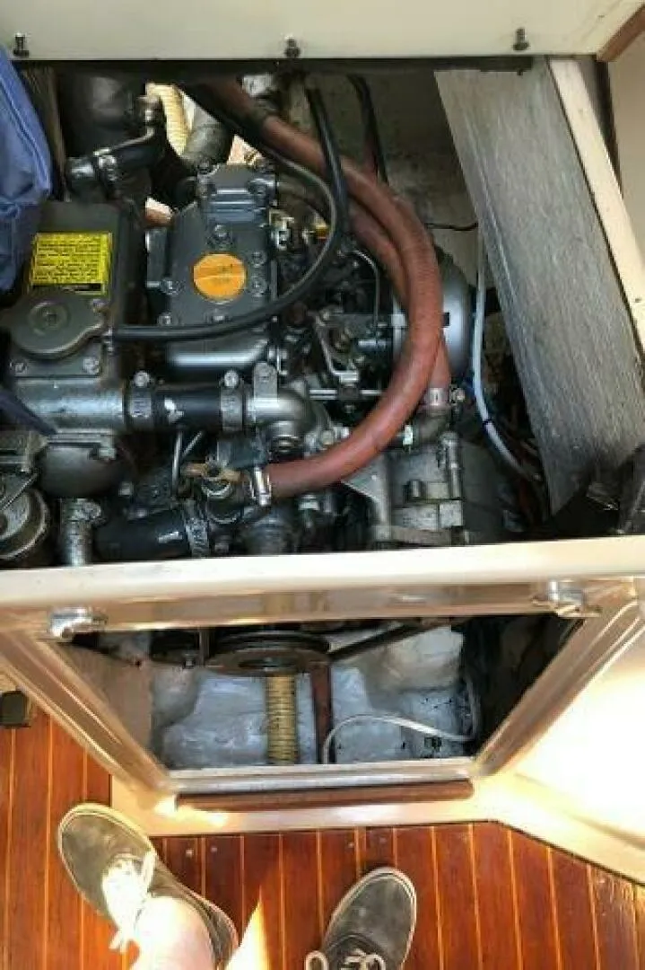 Slide: The Image of 1986 C&C 33 33 - 7825635