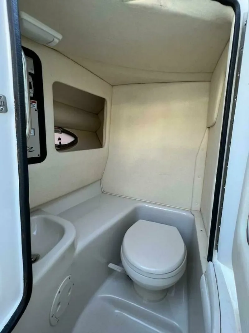 Slide: The Image of 2007 Sea Ray 290 SLX 29 - 7825657