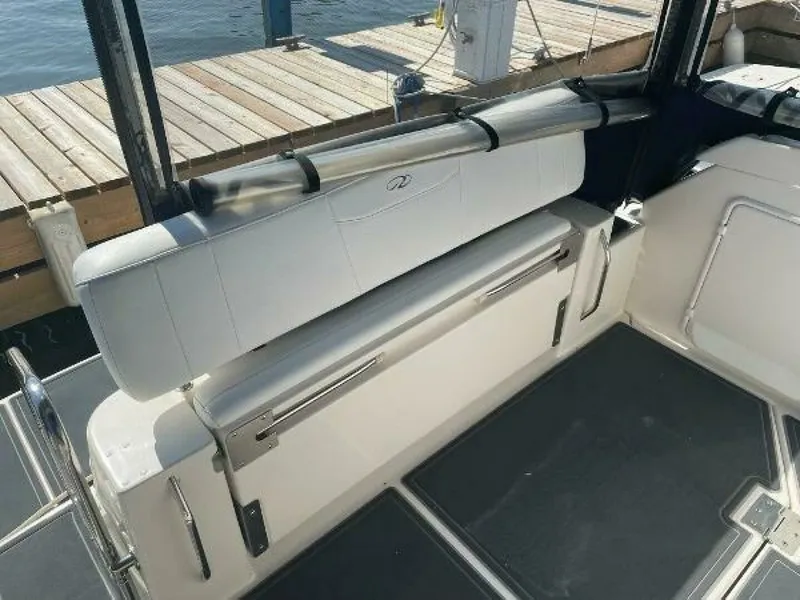 Slide: The Image of 2005 Regal 3060 Window Express 30 - 7825672