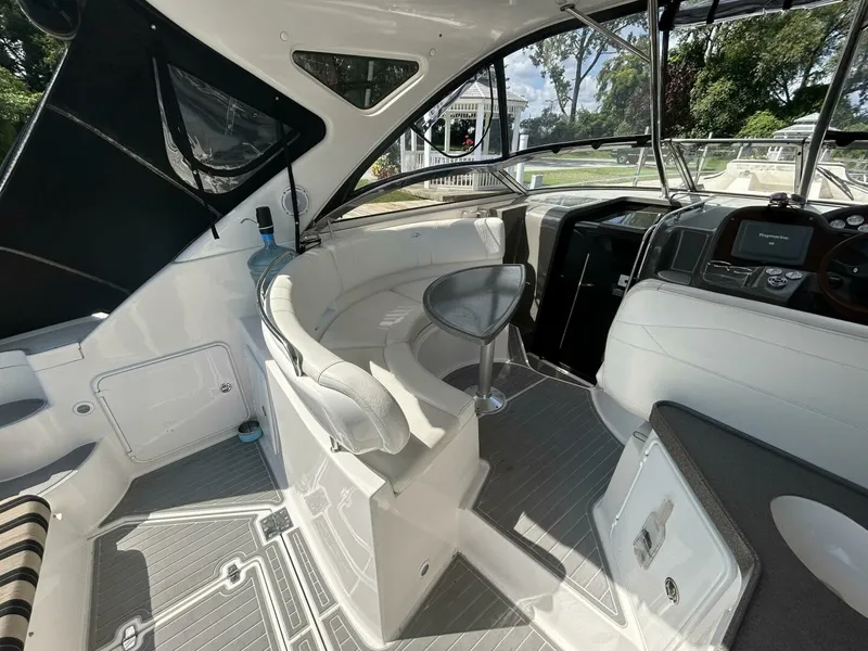 Slide: The Image of 2007 Regal 3760 Commodore 37 - 7825885