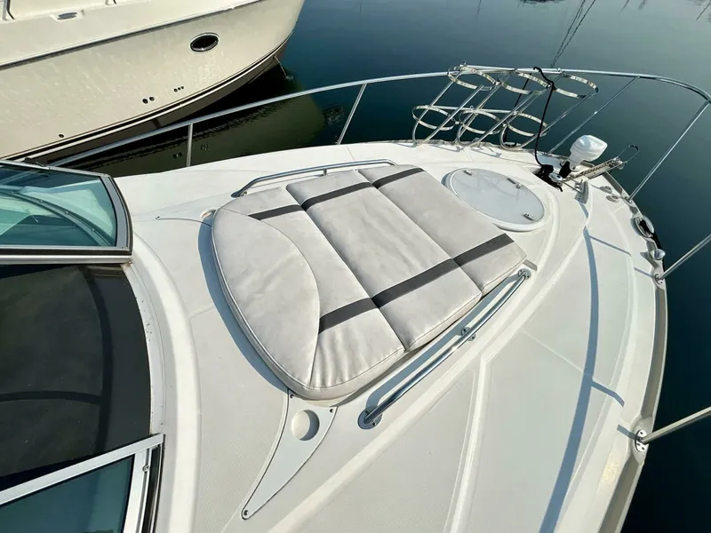 Slide: The Image of 2018 Monterey 295 Sport Yacht 29 - 7825942