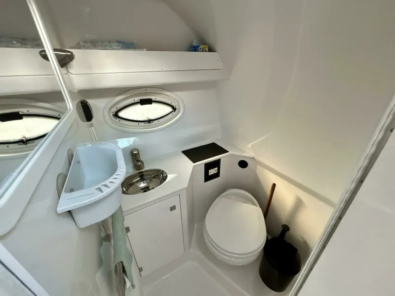 Slide: The Image of 2018 Monterey 295 Sport Yacht 29 - 7825974