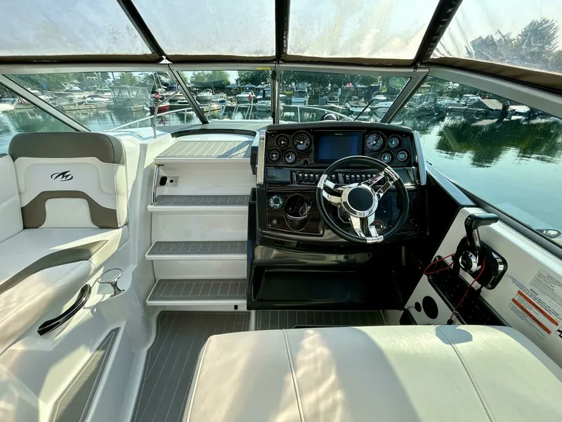 Slide: The Image of 2018 Monterey 295 Sport Yacht 29 - 7825956