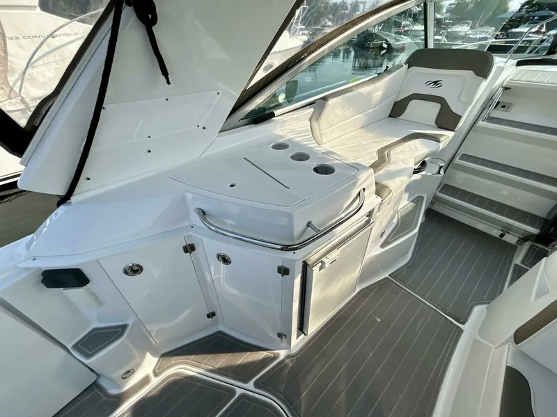 Slide: The Image of 2018 Monterey 295 Sport Yacht 29 - 7825963