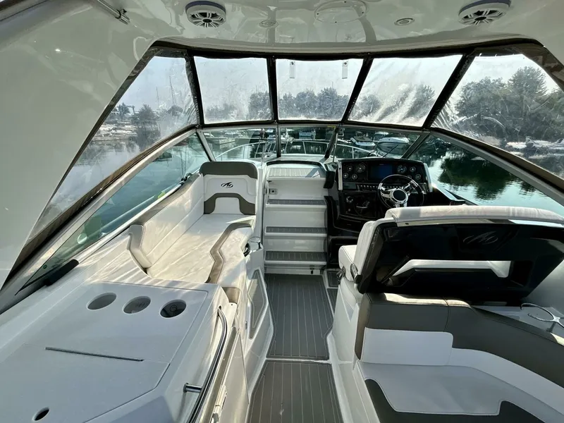 Slide: The Image of 2018 Monterey 295 Sport Yacht 29 - 7825953
