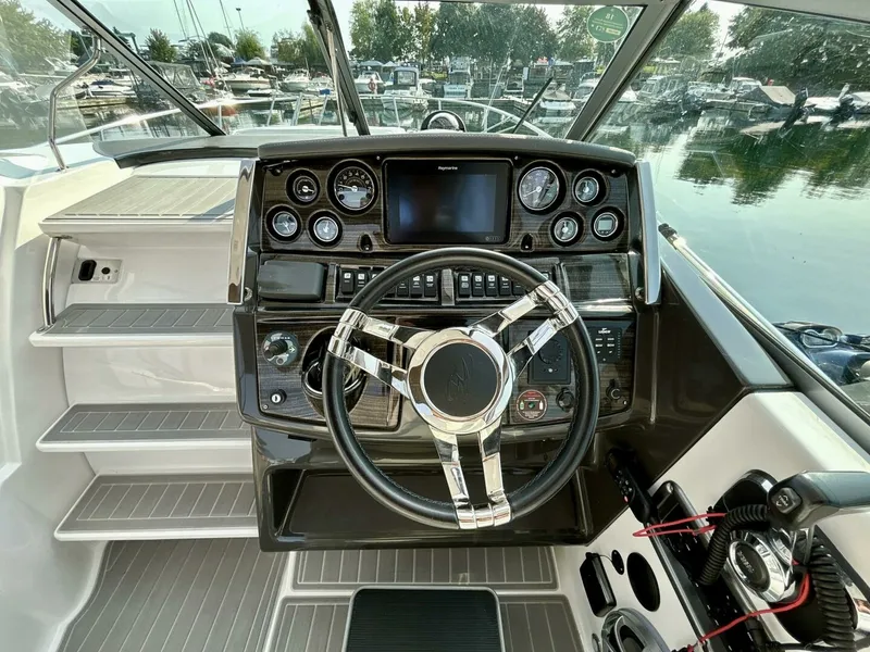 Slide: The Image of 2018 Monterey 295 Sport Yacht 29 - 7825958