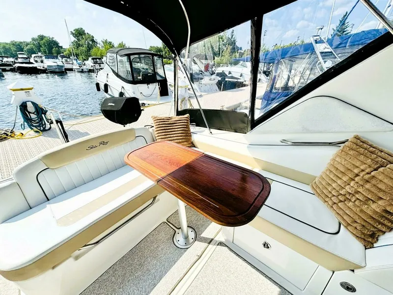 Slide: The Image of 2010 Sea Ray 310 SUNDANCER 31 - 7826179