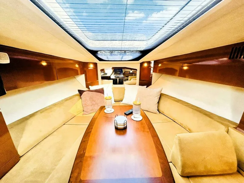 Slide: The Image of 2010 Sea Ray 310 SUNDANCER 31 - 7826203