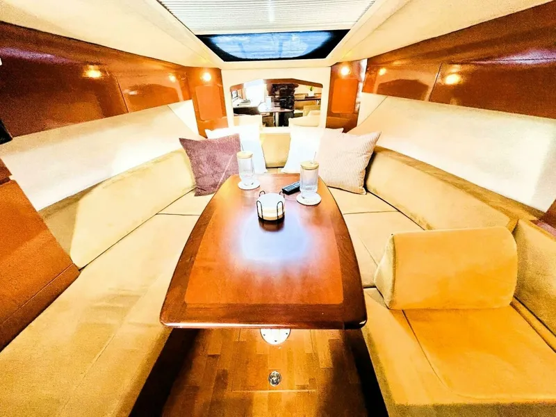 Slide: The Image of 2010 Sea Ray 310 SUNDANCER 31 - 7826202