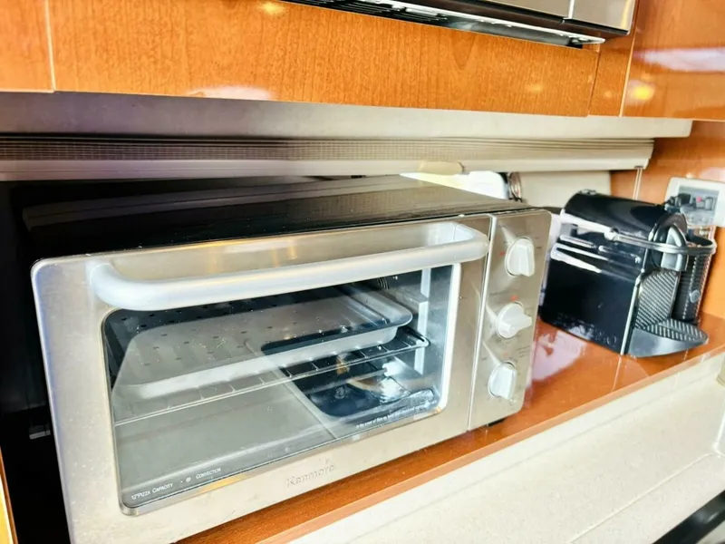 Slide: The Image of 2010 Sea Ray 310 SUNDANCER 31 - 7826200