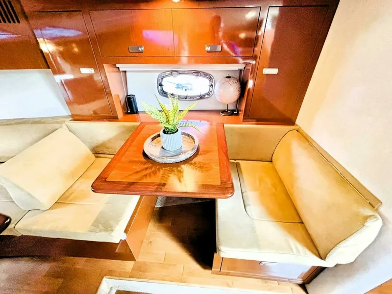 Slide: The Image of 2010 Sea Ray 310 SUNDANCER 31 - 7826201