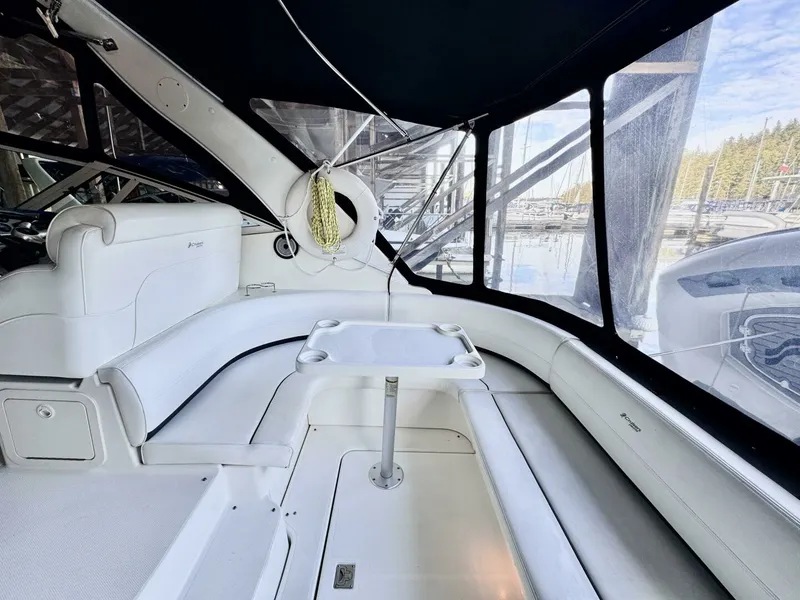 Slide: The Image of 2006 Cruisers Yachts 340 Express 34 - 7826243