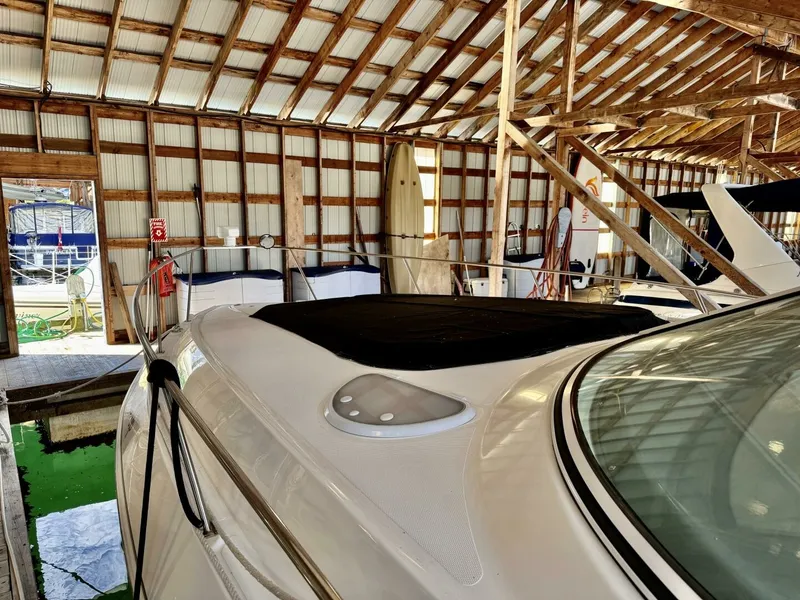 Slide: The Image of 2006 Cruisers Yachts 340 Express 34 - 7826271
