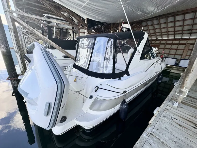 Slide: The Image of 2006 Cruisers Yachts 340 Express 34 - 7826239