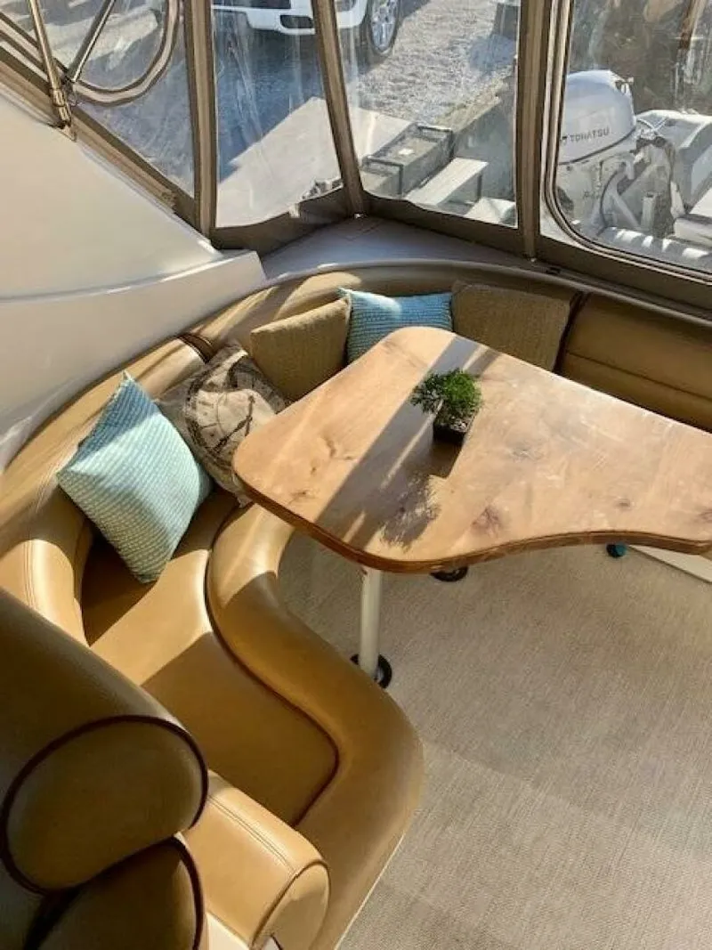 Slide: The Image of 1998 Cruisers Yachts 3870 Express 38 - 7826315