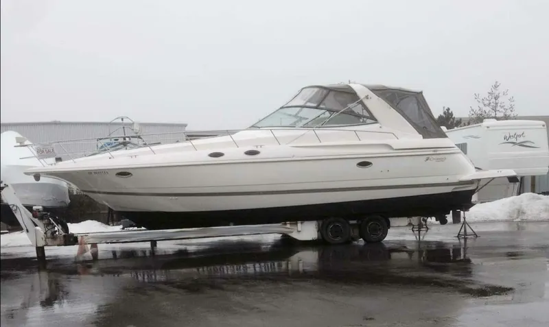 Slide: The Image of 1998 Cruisers Yachts 3870 Express 38 - 7826325