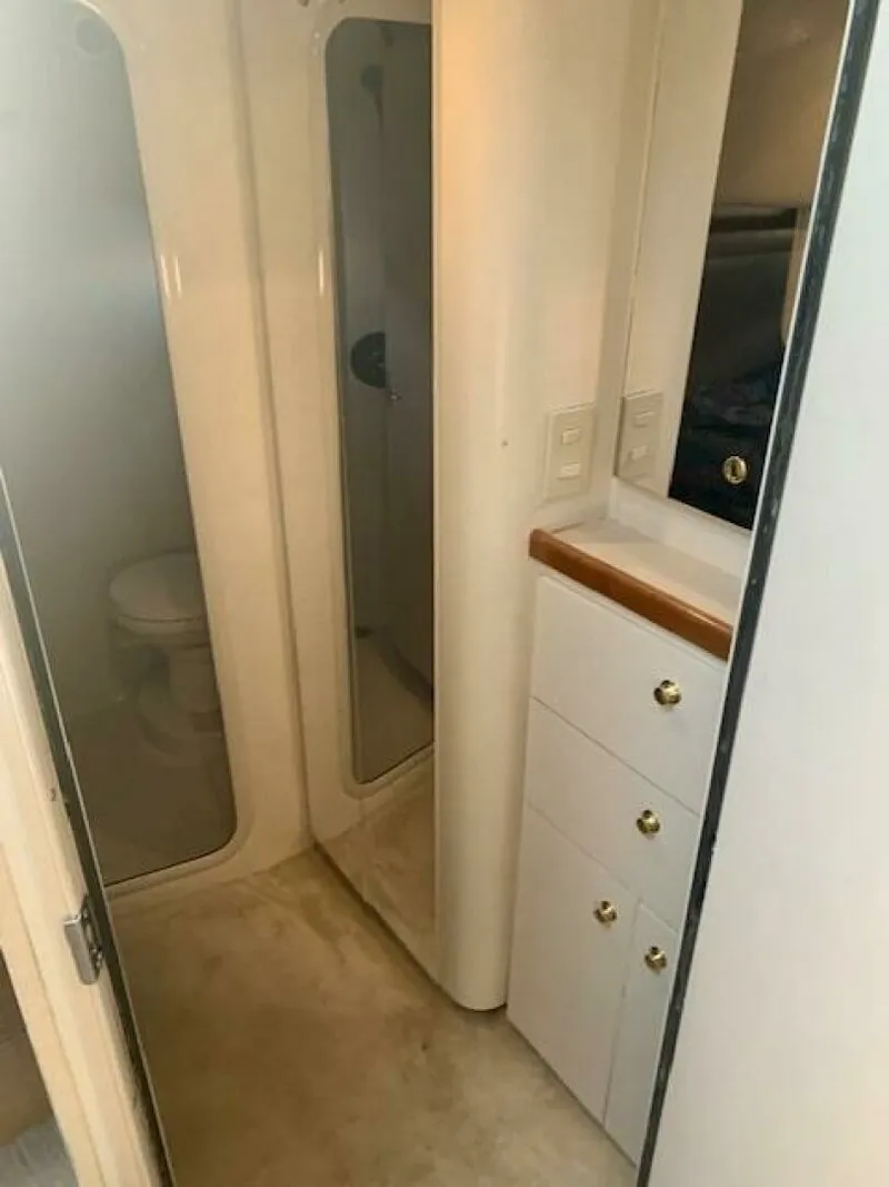 Slide: The Image of 1998 Cruisers Yachts 3870 Express 38 - 7826324