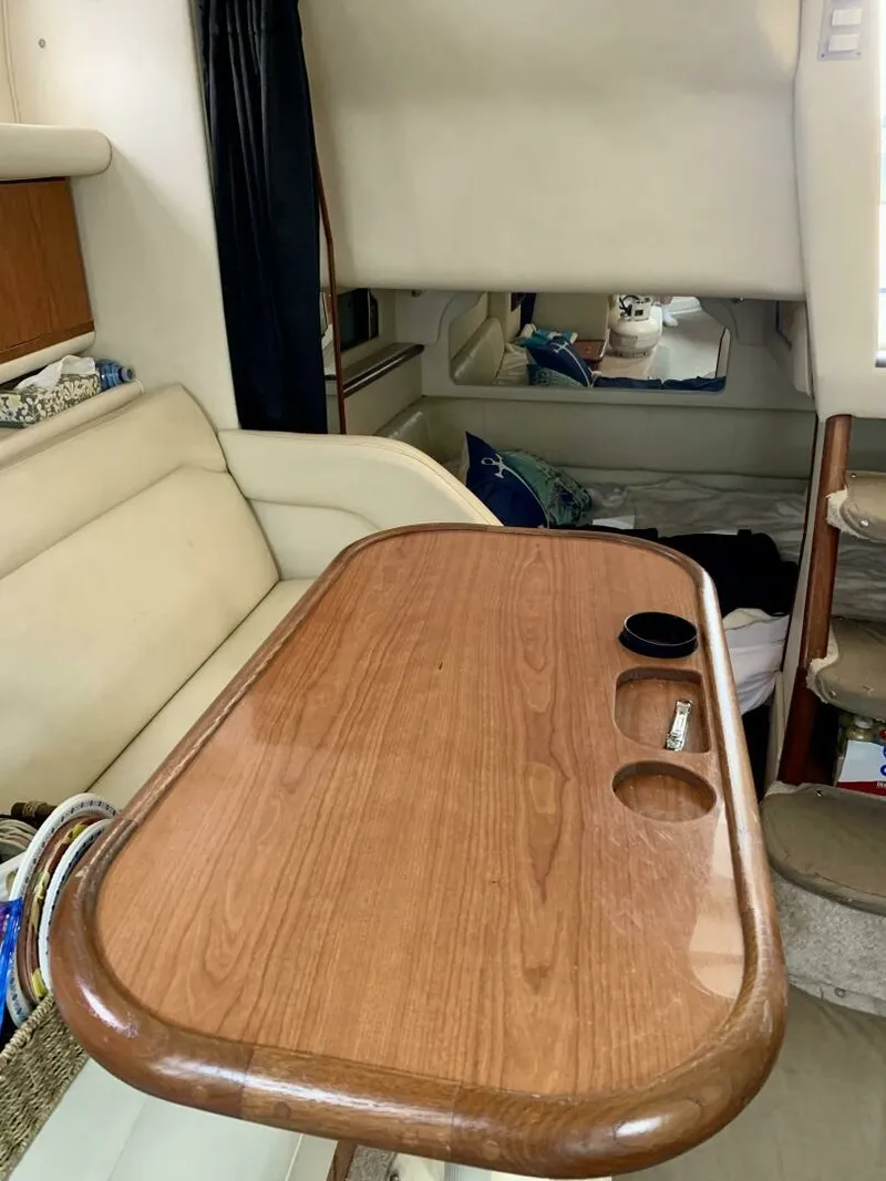Slide: The Image of 1999 Sea Ray 330 Sundancer 33 - 7826336