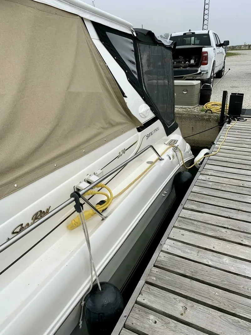 Slide: The Image of 1999 Sea Ray 330 Sundancer 33 - 7826330