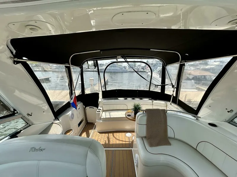 Slide: The Image of 2003 Rinker 310 Fiesta Vee 31 - 7826472