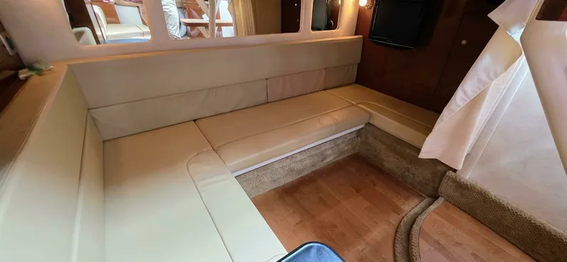 Slide: The Image of 2009 Sea Ray 310 Sundancer 31 - 7826553