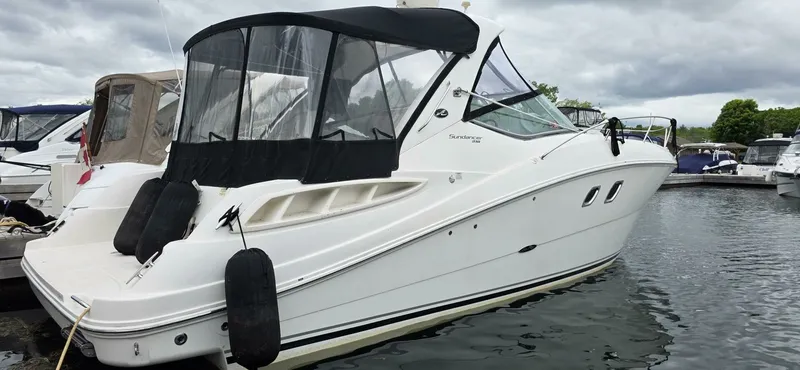 Slide: The Image of 2009 Sea Ray 310 Sundancer 31 - 7826525