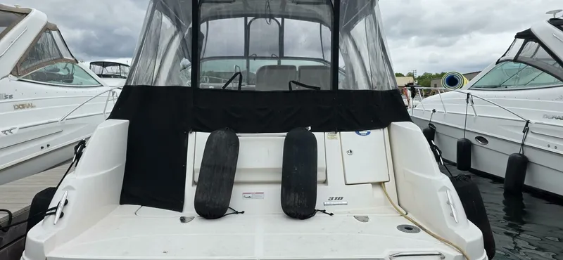 Slide: The Image of 2009 Sea Ray 310 Sundancer 31 - 7826527