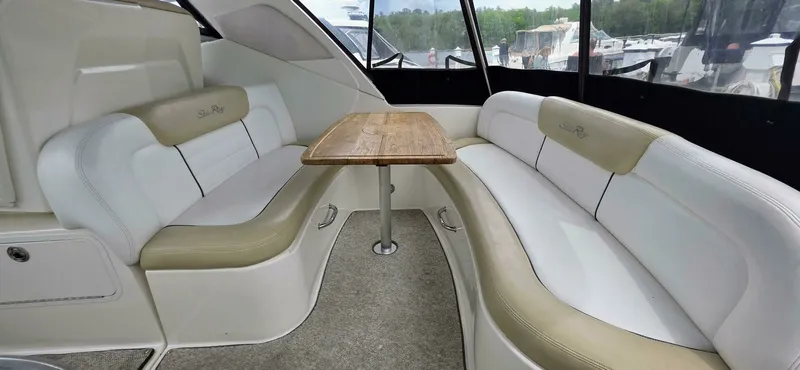 Slide: The Image of 2009 Sea Ray 310 Sundancer 31 - 7826530