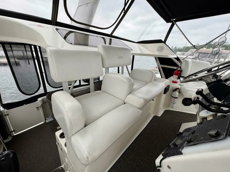 Slide: The Image of 1997 Silverton 352 Motor Yacht 35 - 7826610
