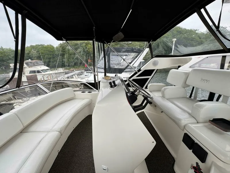 Slide: The Image of 1997 Silverton 352 Motor Yacht 35 - 7826619