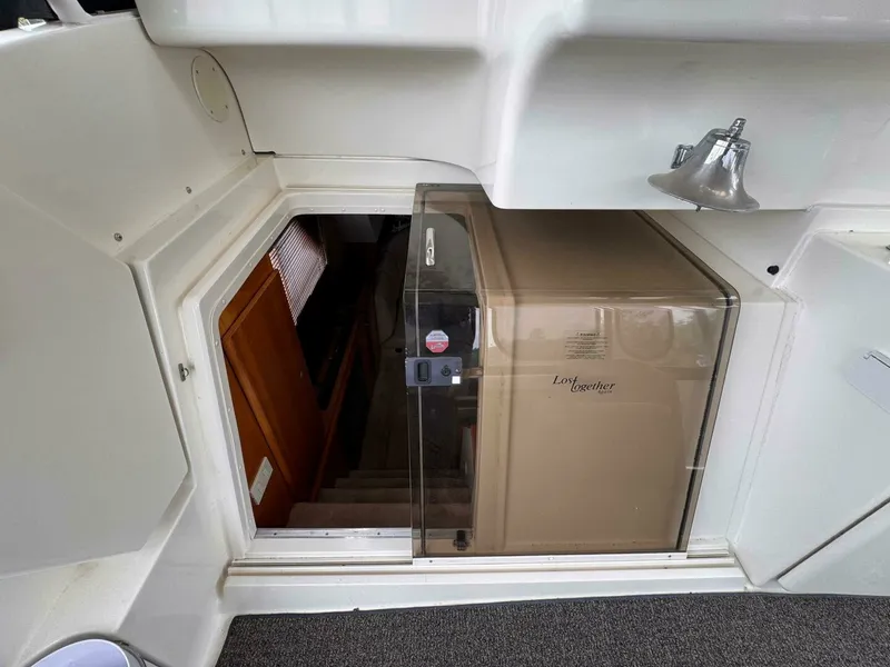 Slide: The Image of 1997 Silverton 352 Motor Yacht 35 - 7826625