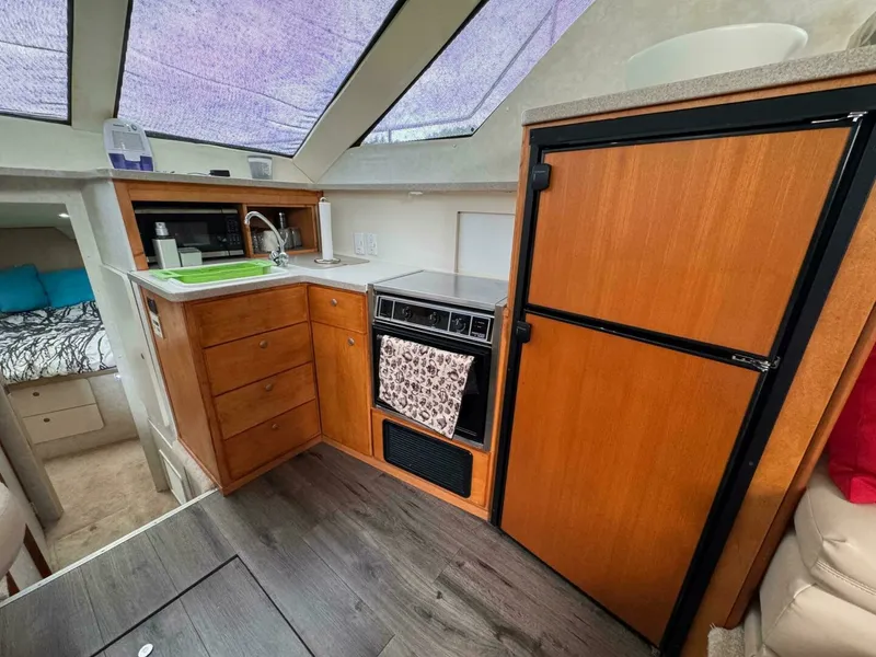 Slide: The Image of 1997 Silverton 352 Motor Yacht 35 - 7826633