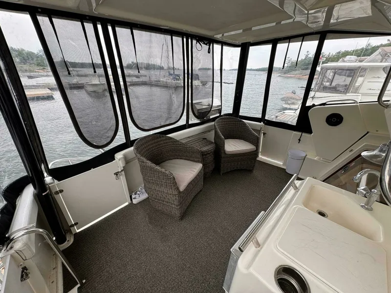 Slide: The Image of 1997 Silverton 352 Motor Yacht 35 - 7826621