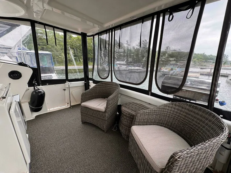 Slide: The Image of 1997 Silverton 352 Motor Yacht 35 - 7826624
