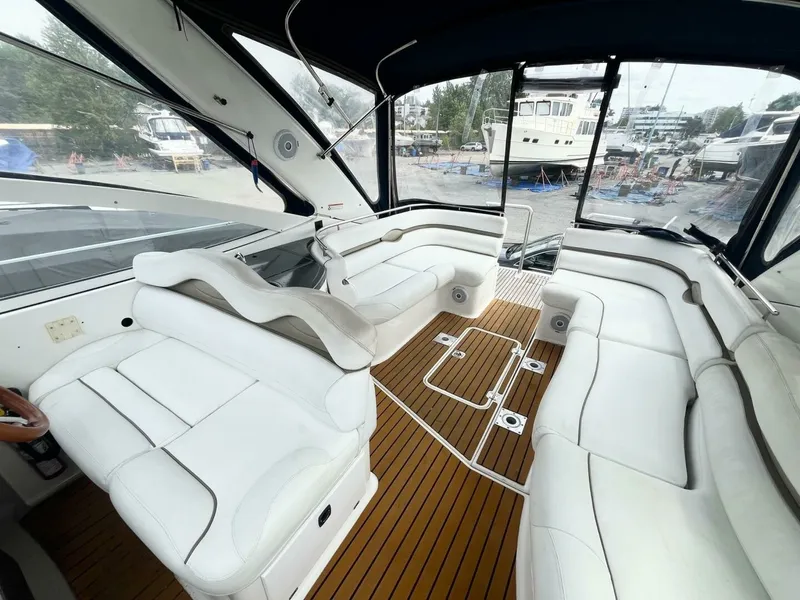 Slide: The Image of 2006 Doral 330SE 33 - 7826699