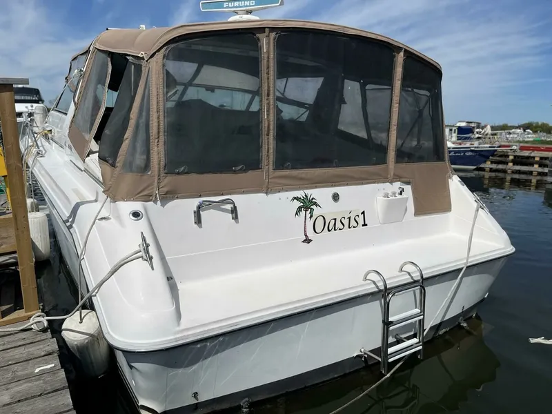 Slide: The Image of 1992 Sea Ray 440 Sundancer 44 - 7826719